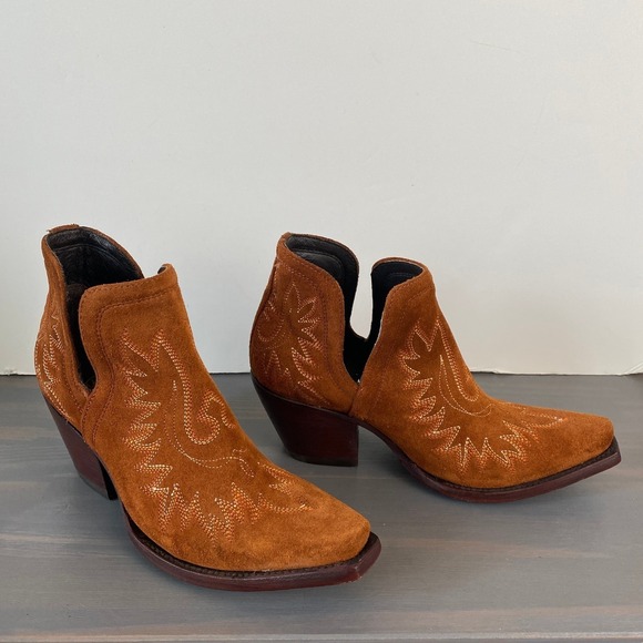 Ariat Women Dixon Western Suede Leather Ankle Boots Size 8.5B Cognac Cowgirl NEW - Picture 2 of 9